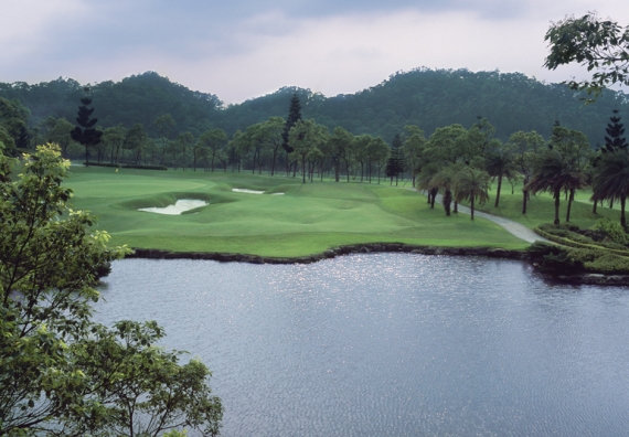 Ta Shee Golf & Country Club Hole #7