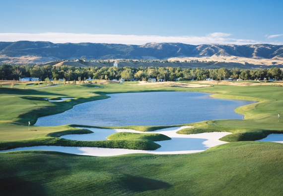 Three Crowns Golf Club Holes #9 &  #18 | Photo: Taliaferro Jones