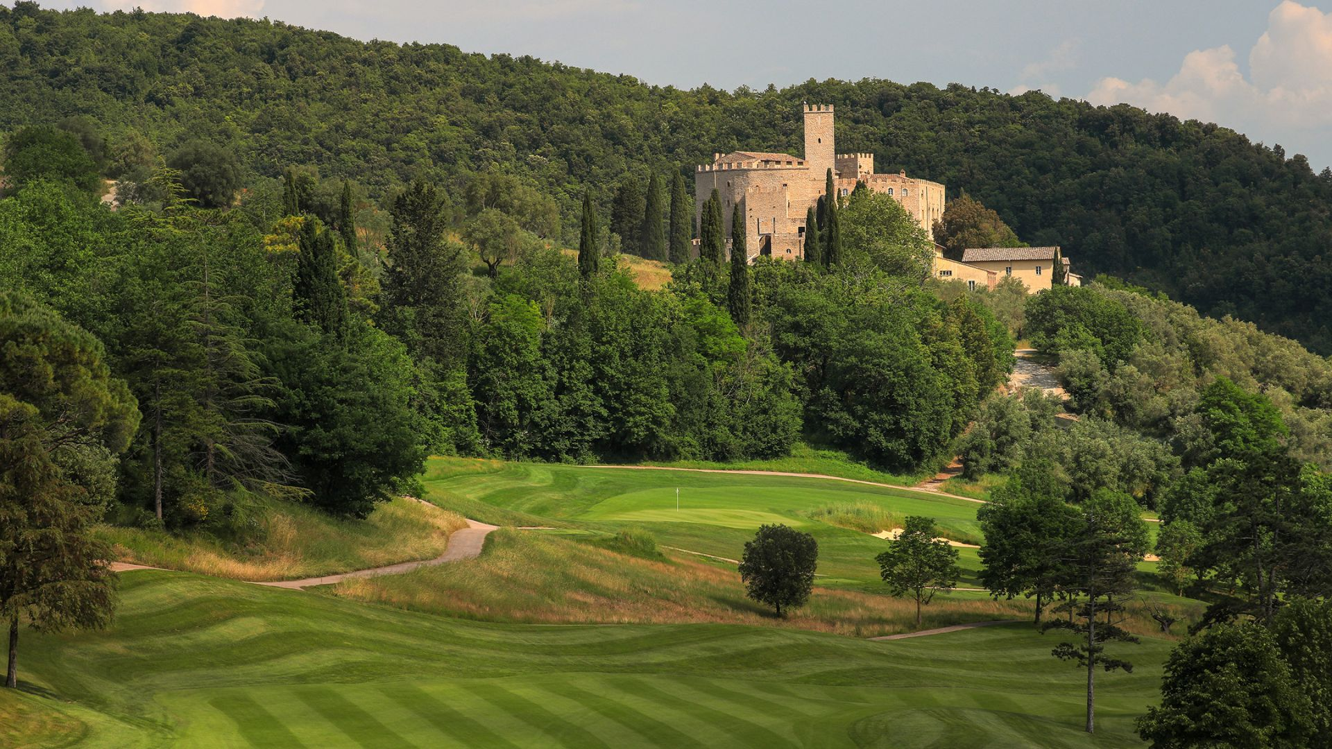 Giorgio Armani golf ベスト　ゴルフ　ビンテージ　イタリア系 Antognolla Golf | Historic & Sustainable Golf in Umbria